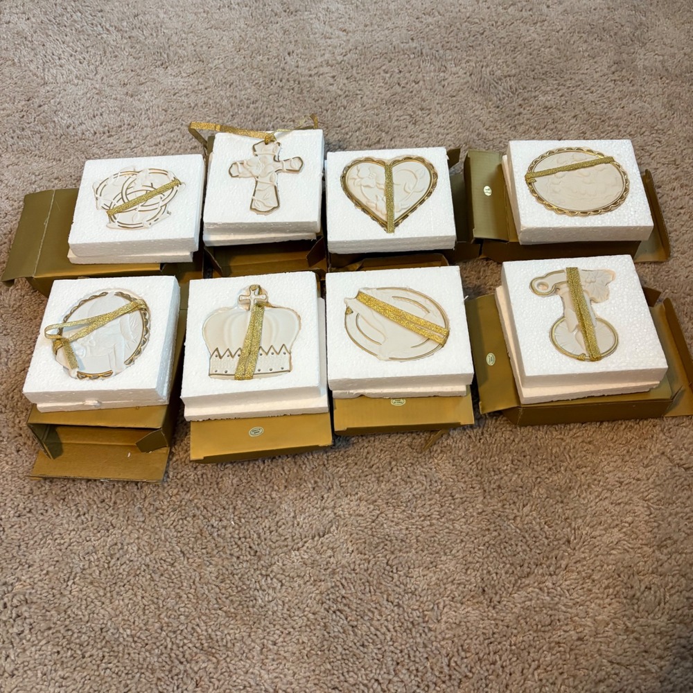 New in Box Set of 8‎ Porcelain Ornaments w Bible Scriptures on Back
Gold Ribbons